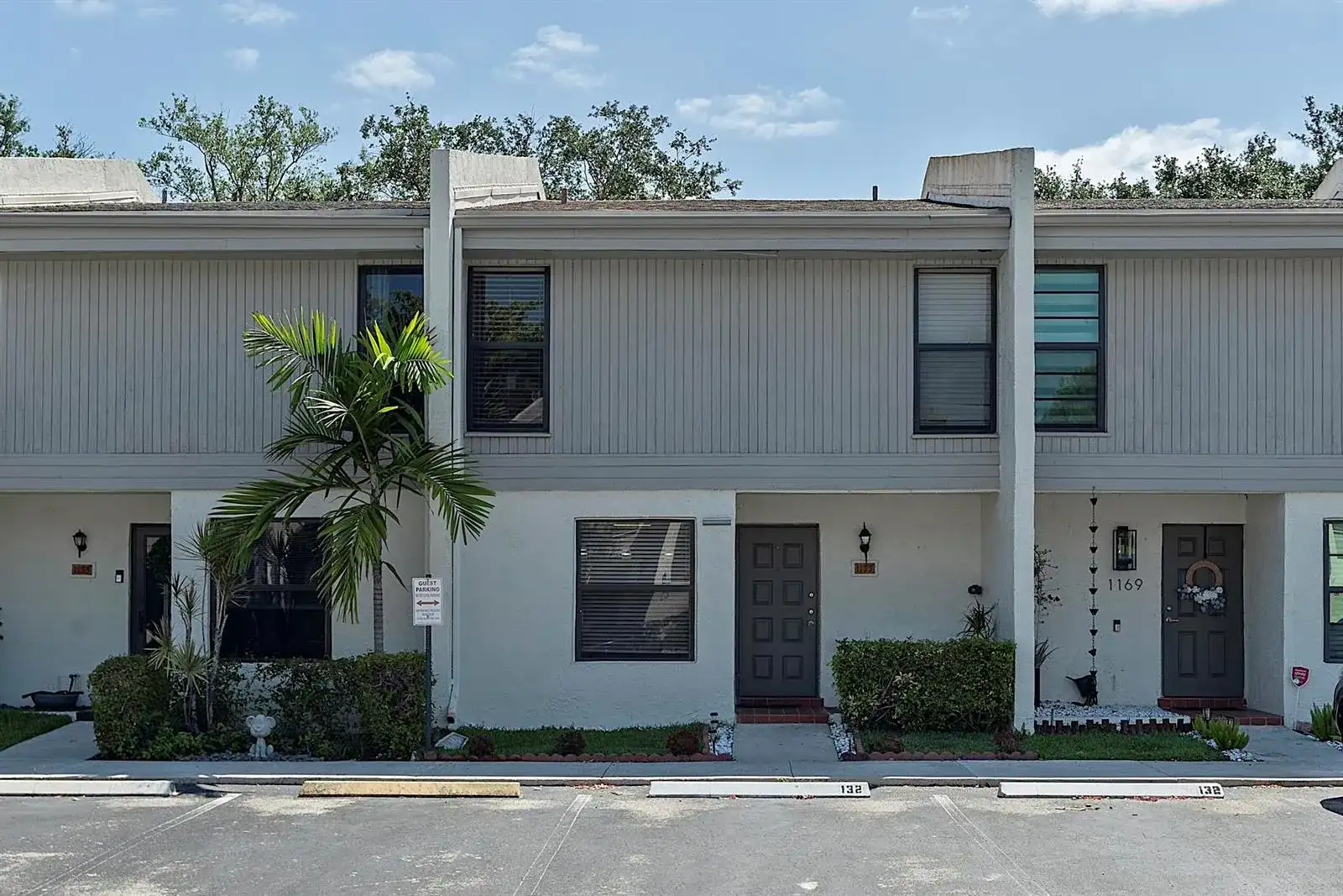 1177 NW 98th Terrace # 132, Pembroke Pines FL 33024