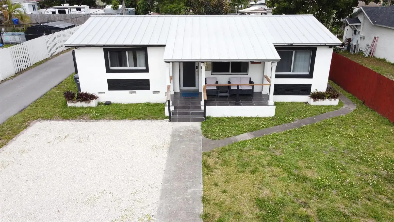1324 N 24th Avenue, Hollywood FL 33020 photo 4