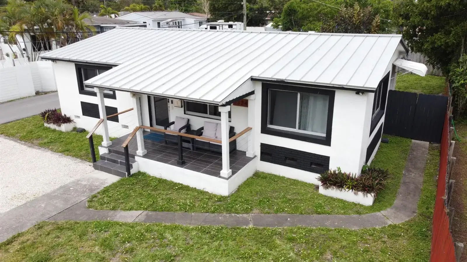 1324 N 24th Avenue, Hollywood FL 33020 photo 5