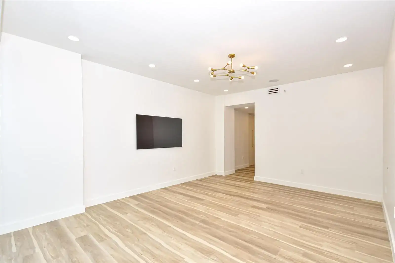 10101 Collins Avenue # 7d, Bal Harbour FL 33154 photo 4