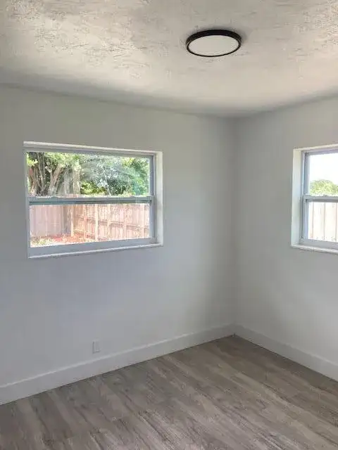 341 SW 15th Street, Deerfield Beach FL 33441 photo 4