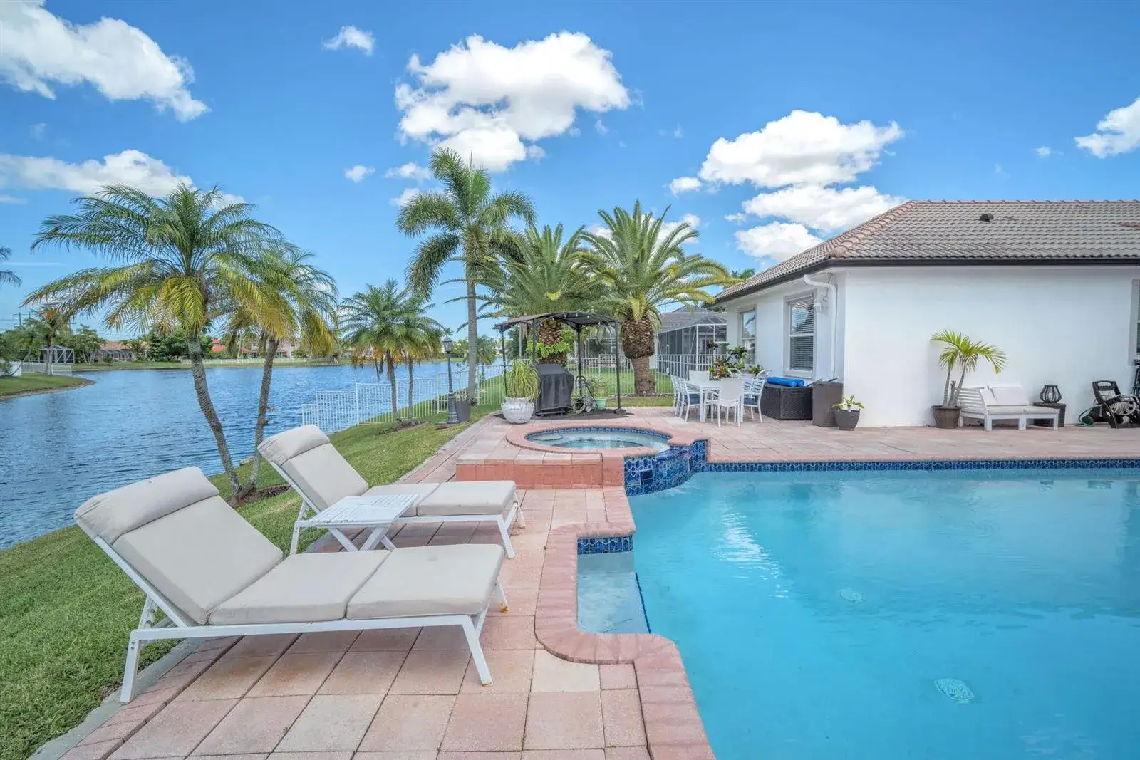 16423 Segovia Circle S, Fort Lauderdale FL 33331