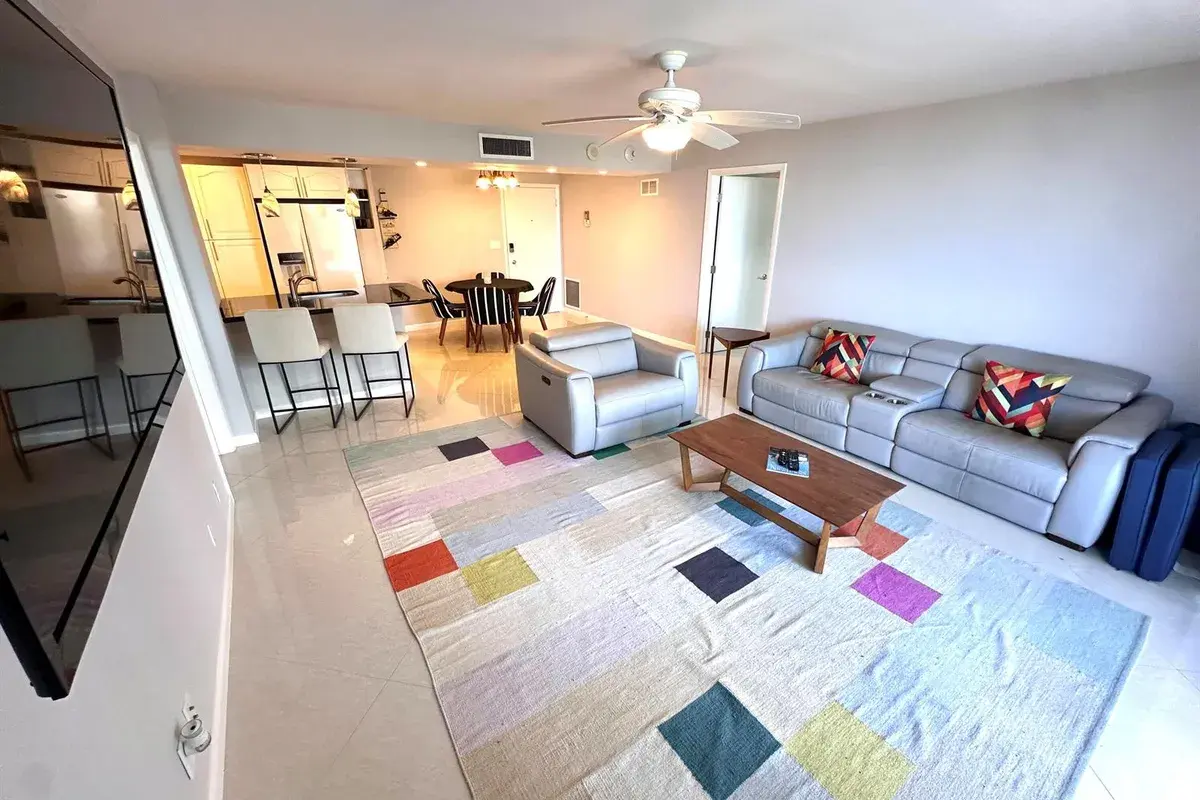 1 Las Olas Circle # 313, Fort Lauderdale FL 33316