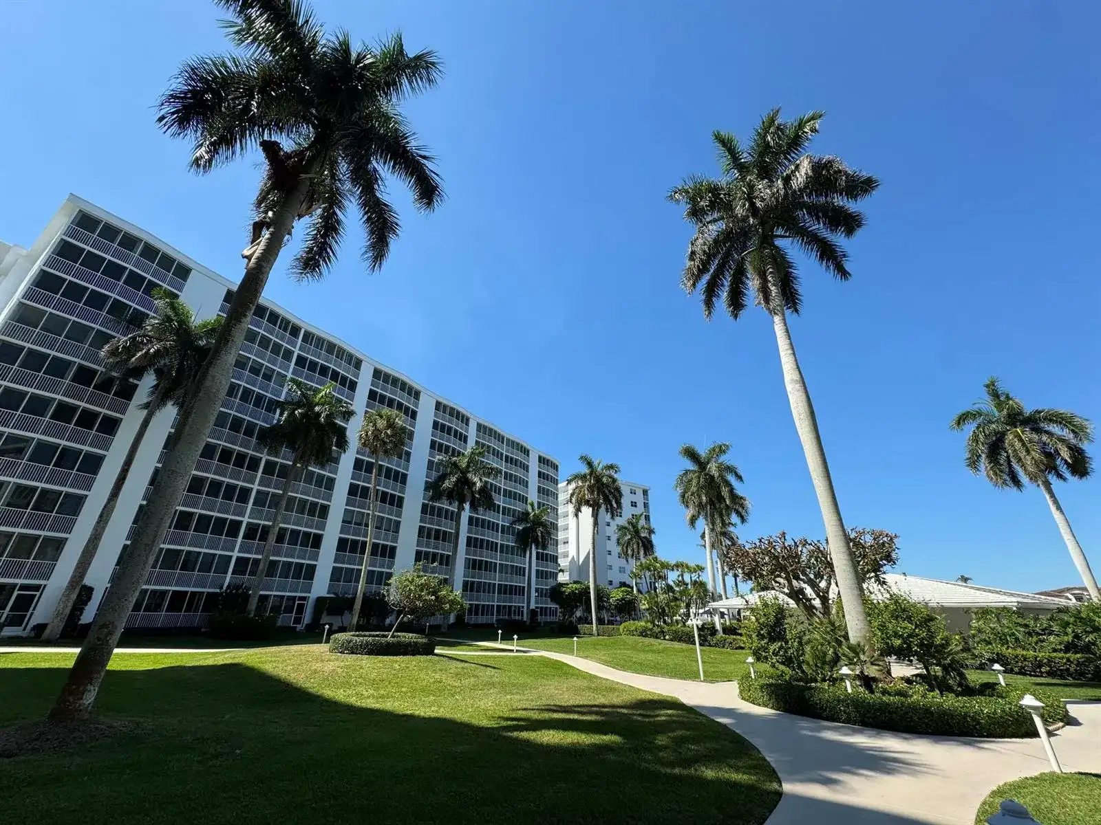 3224 S Ocean Boulevard # b, Highland Beach FL 33487
