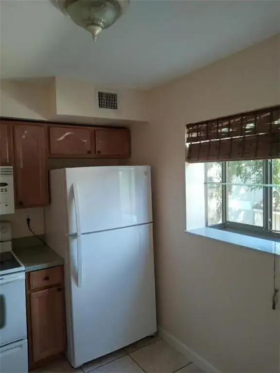 115 Gardens Drive # 202, Pompano Beach FL 33069 photo 2