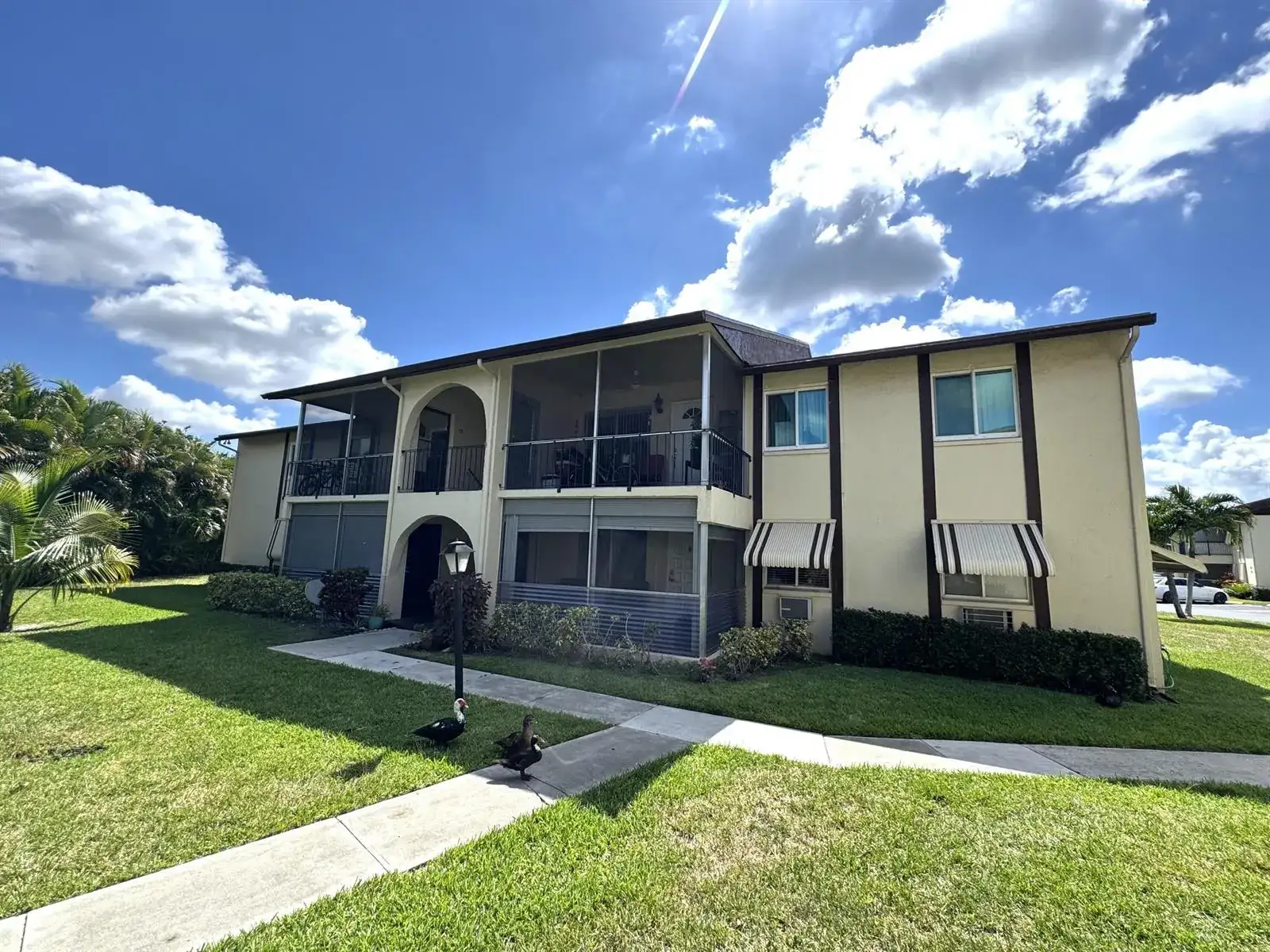 5817 La Pinata Boulevard # 1, FL 33463 photo 2