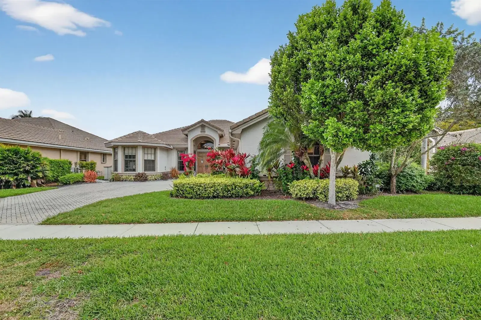 10337 Trianon Place, Wellington FL 33449 photo 2