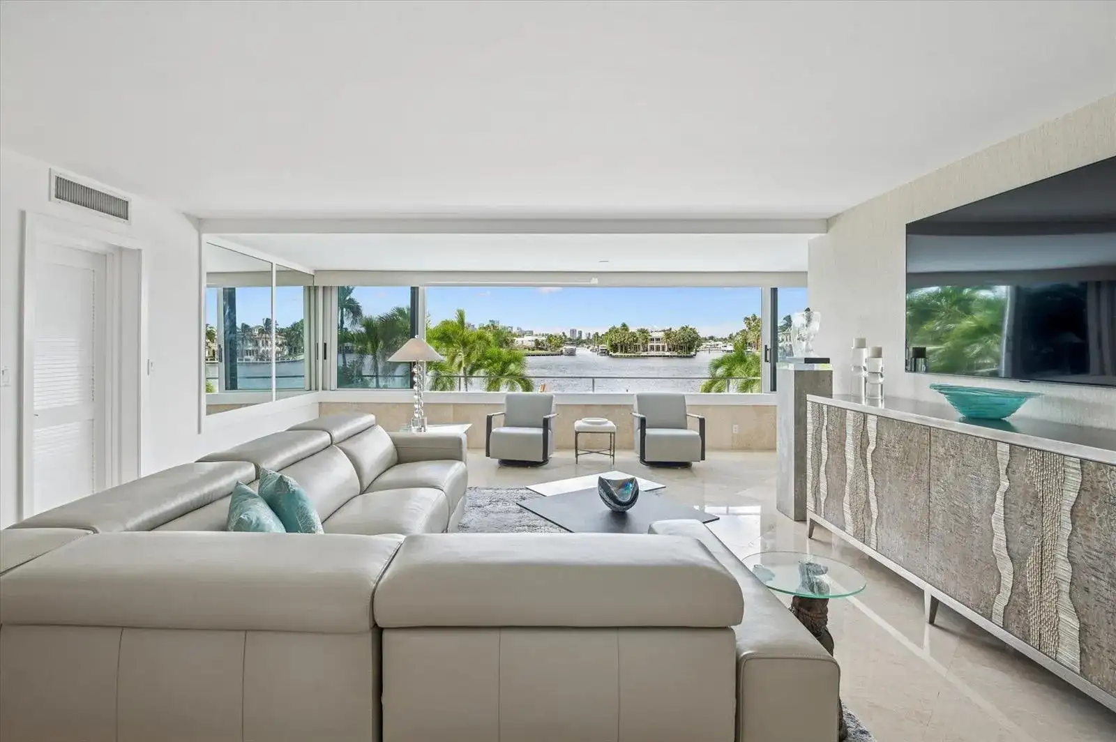 215 N Birch Road # A2, Fort Lauderdale FL 33304 photo 2