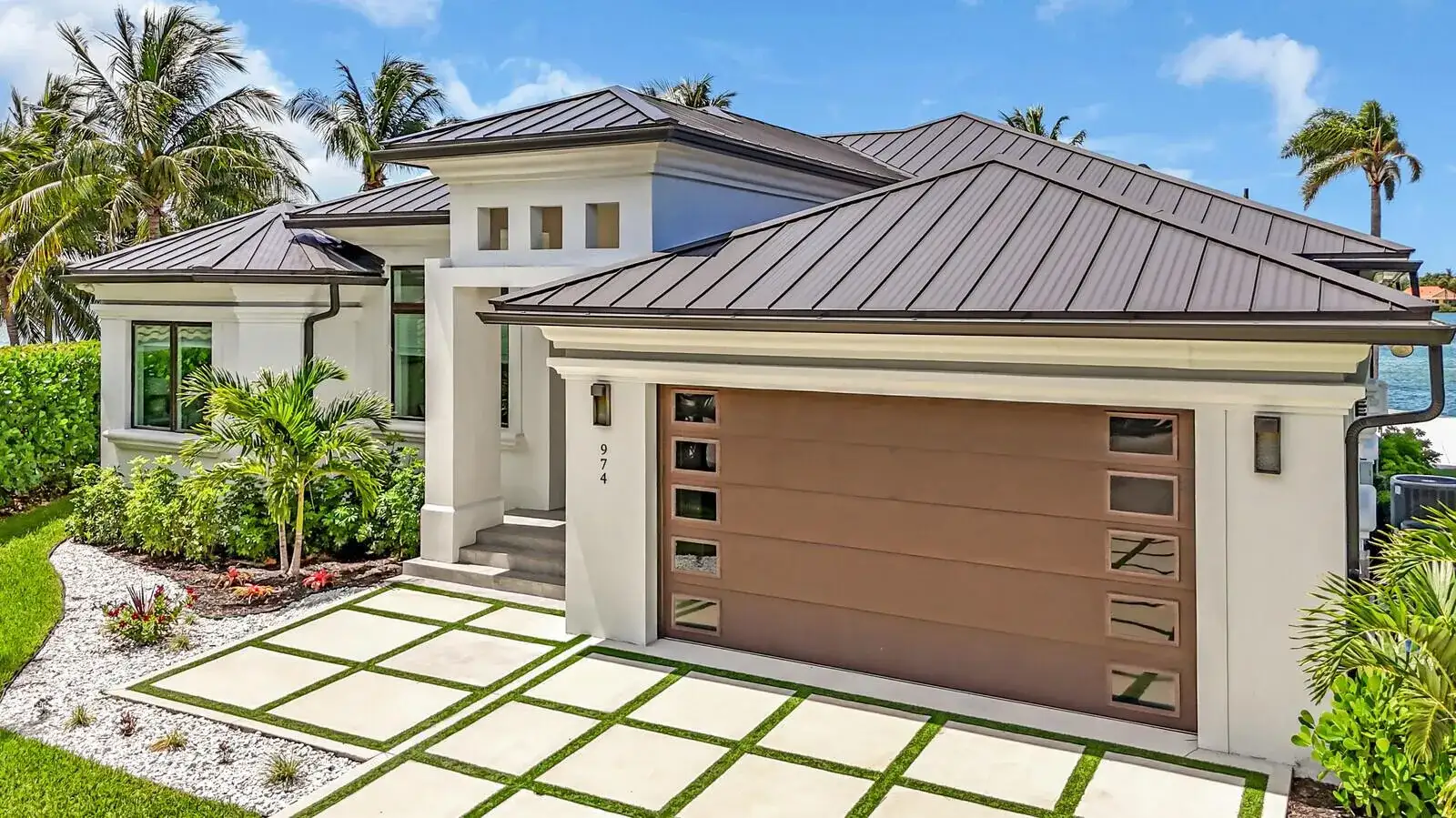 974 Marlin Drive, Jupiter FL 33458 photo 2