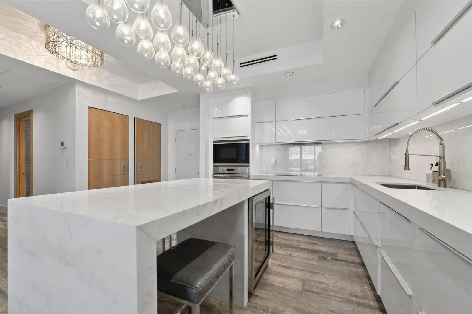 2301 Collins Avenue, Miami Beach FL 33139 photo 3