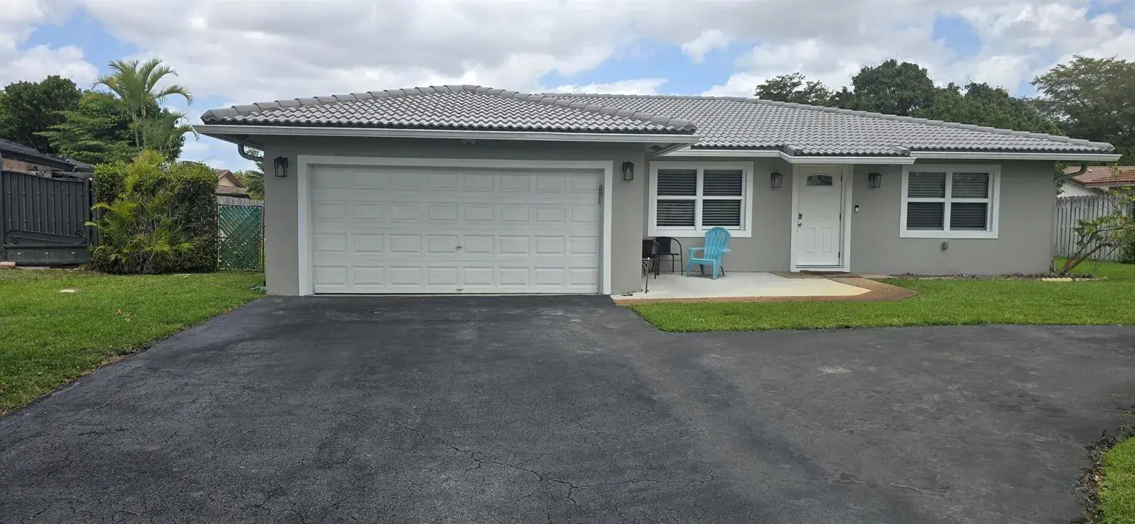 288 NW 89th Avenue, Coral Springs FL 33071