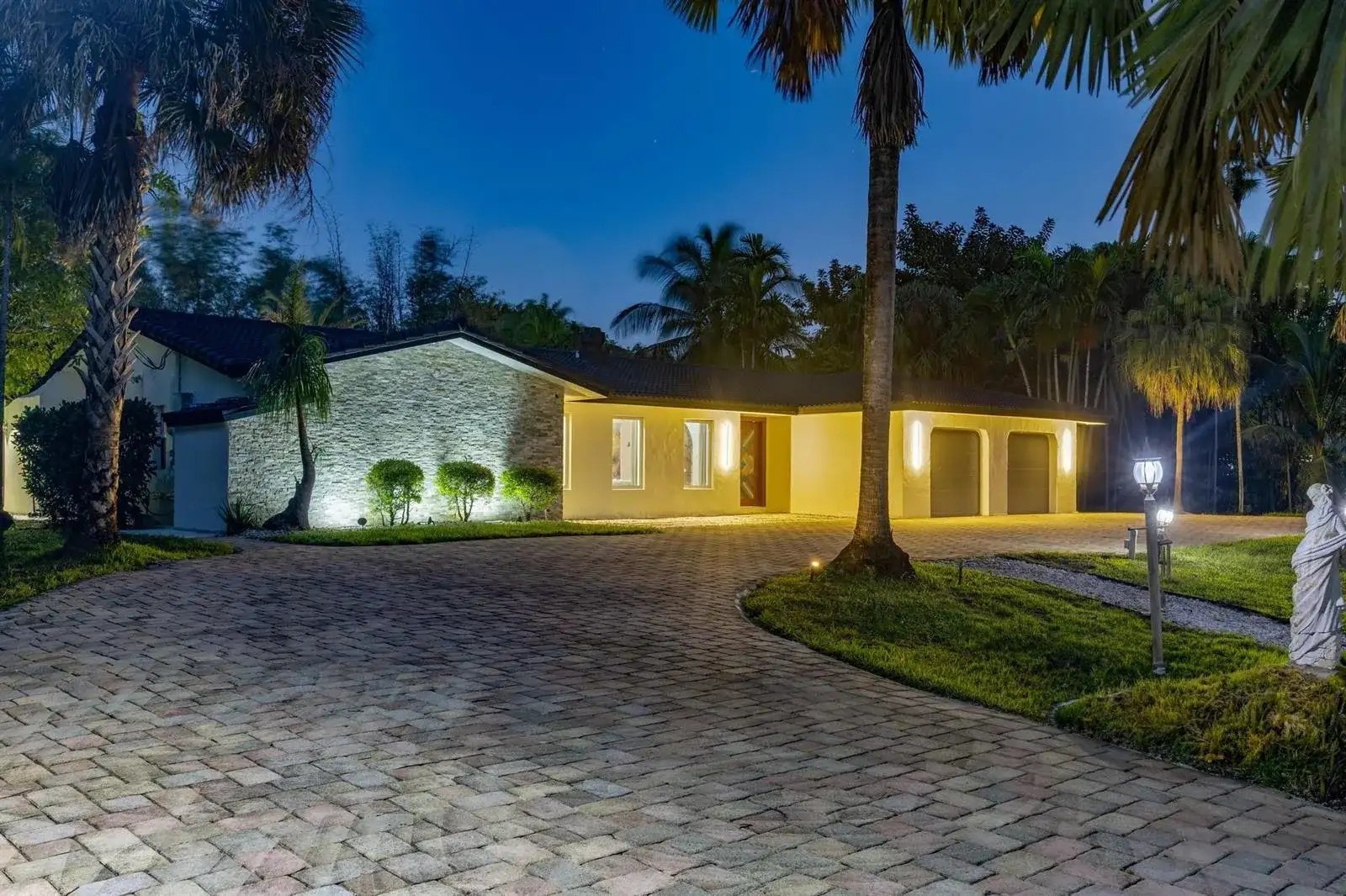 11621 NW 21st Court, Plantation FL 33323 photo 4