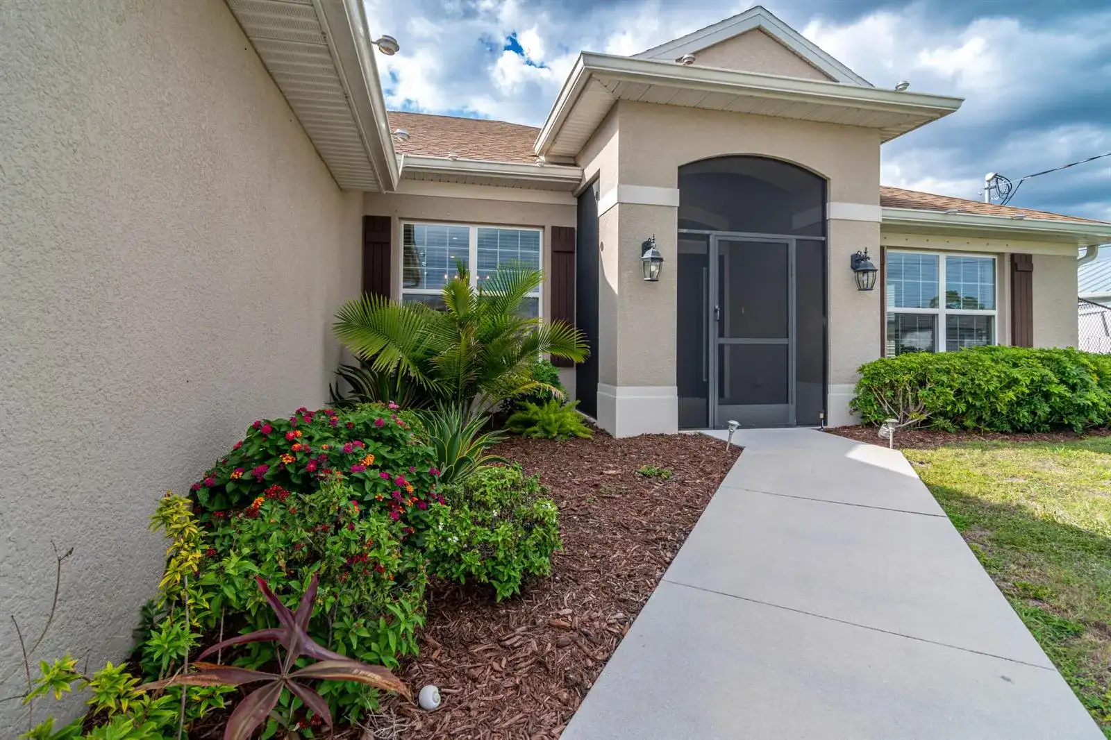 1513 NE 43rd Terrace, Cape Coral FL 33909 photo 2