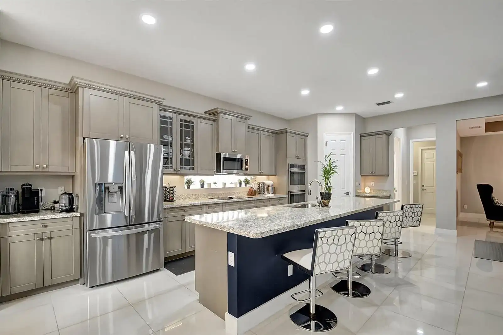 8952 Cypress Grove Lane, Royal Palm Beach FL 33436