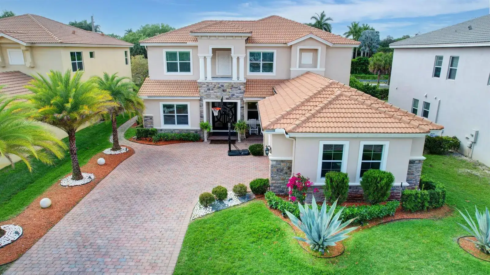 8952 Cypress Grove Lane, Royal Palm Beach FL 33436 photo 2