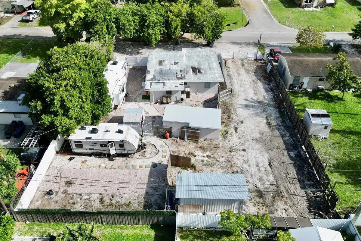 4158 Faith St, West Palm Beach FL 33406