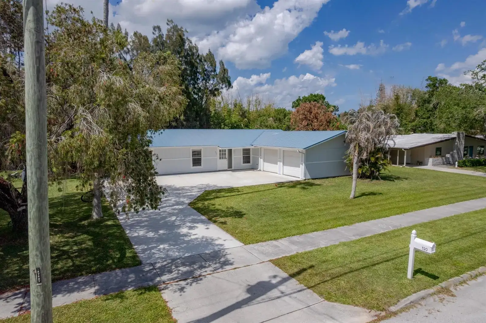 320 Chamberlain Boulevard, Fort Pierce FL 34946 photo 5