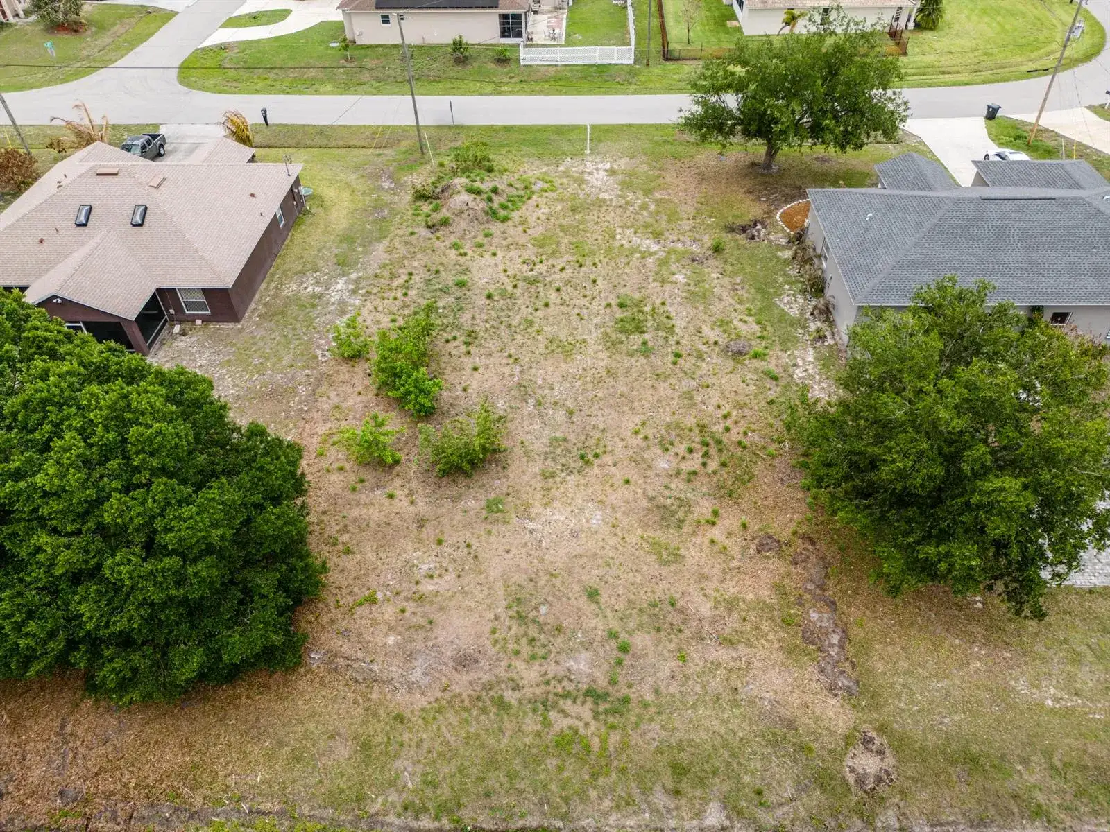 1110 SW Hunnicut Avenue, Port St. Lucie FL 34953 photo 2