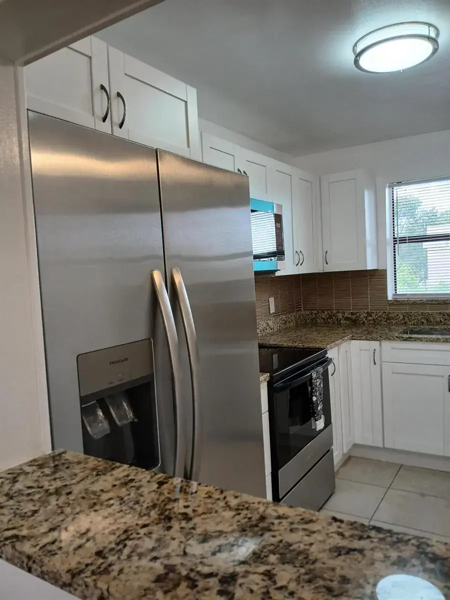 4760 Lucerne Lakes Boulevard W # 405, Lake Worth FL 33467
