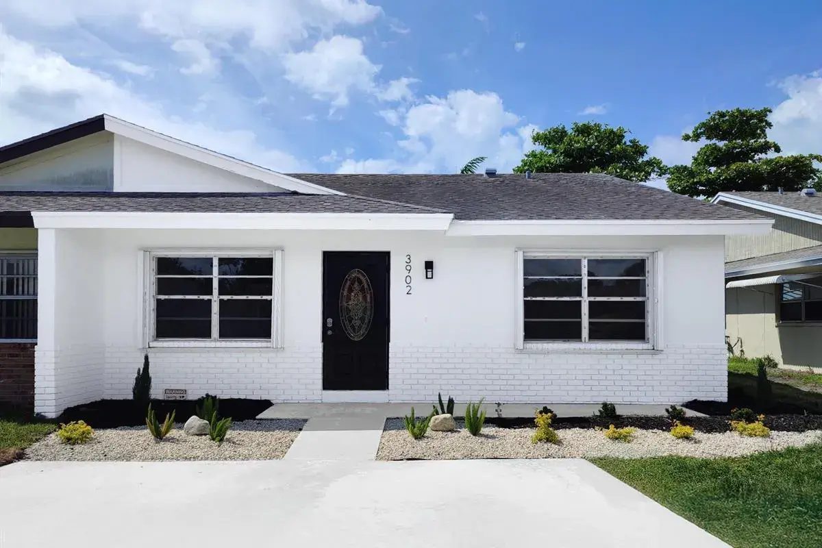 3902 Harwood Street, West Palm Beach FL 33403