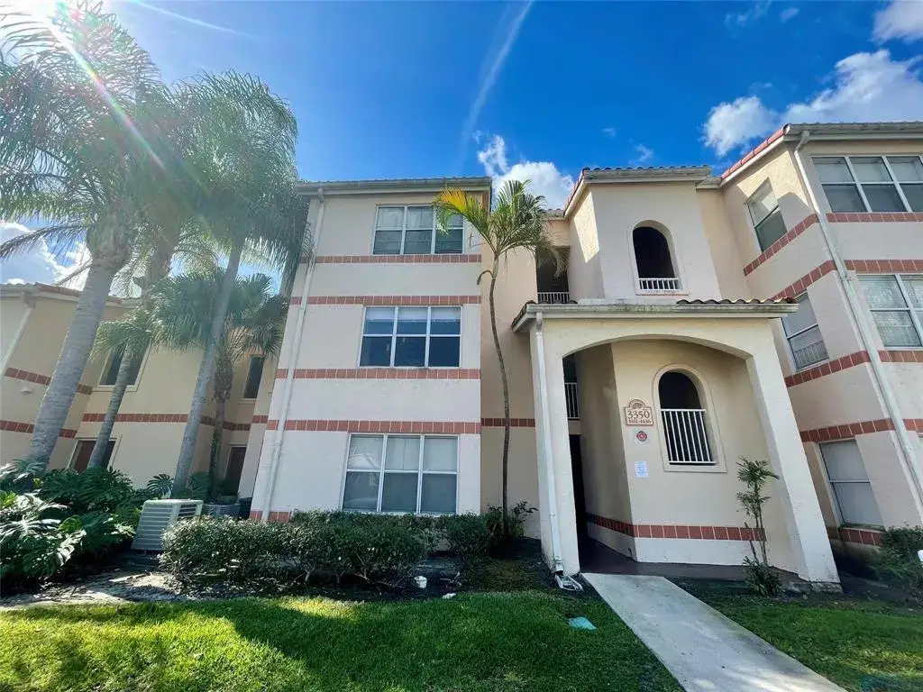 3350 N Pinewalk Dr Drive N # 1413, Margate FL 33063