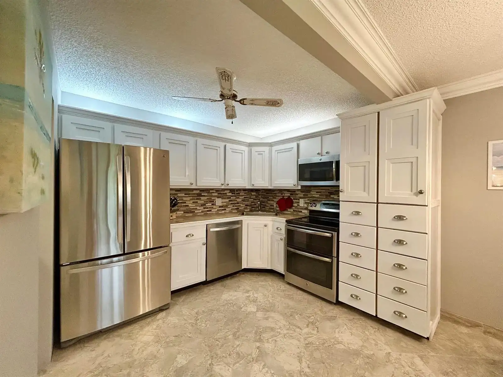 223 Pine Hov Circle # 2, FL 33463 photo 5