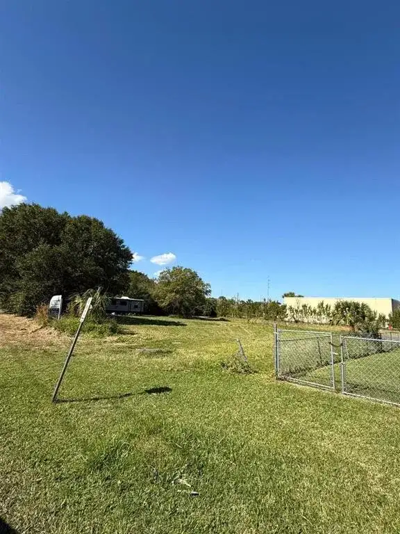 3704 Arnold Road, Fort Pierce FL 34981 photo 3