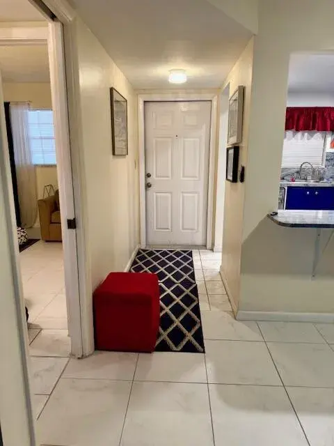 610 Tennis Club Drive # 105, Fort Lauderdale FL 33311