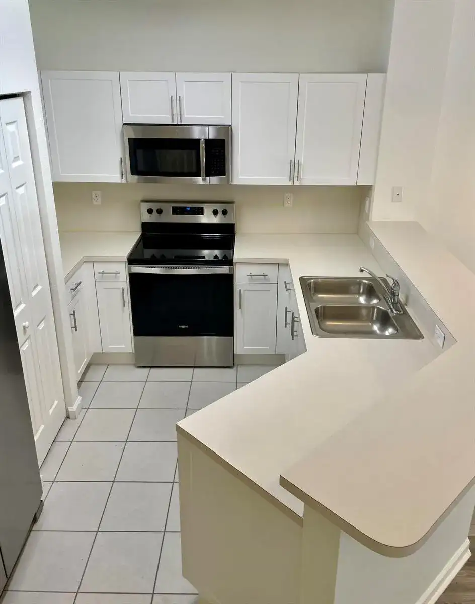 5064 SE Mariner Garden Circle, Stuart FL 34997 photo 4