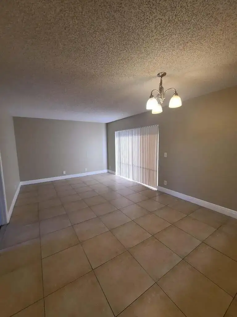 1517 Lake Crystal Drive, West Palm Beach FL 33411 photo 5
