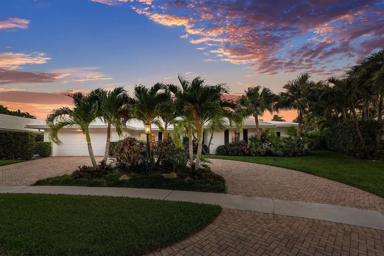 800 Holly Lane, Boca Raton FL 33486 photo 2