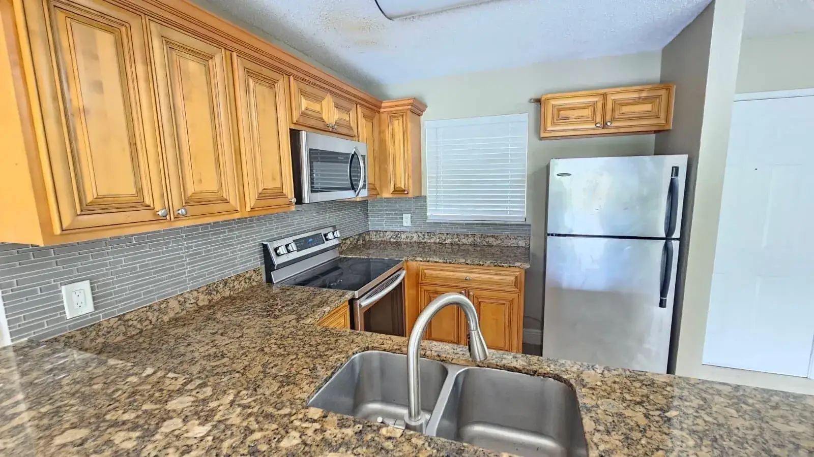1581 Balfour Point Drive # G, West Palm Beach FL 33411