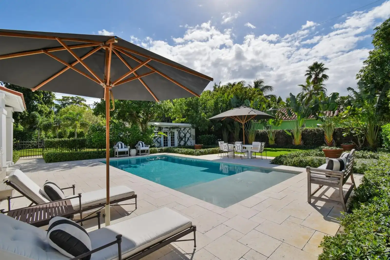 300 Buckingham Road, West Palm Beach FL 33405