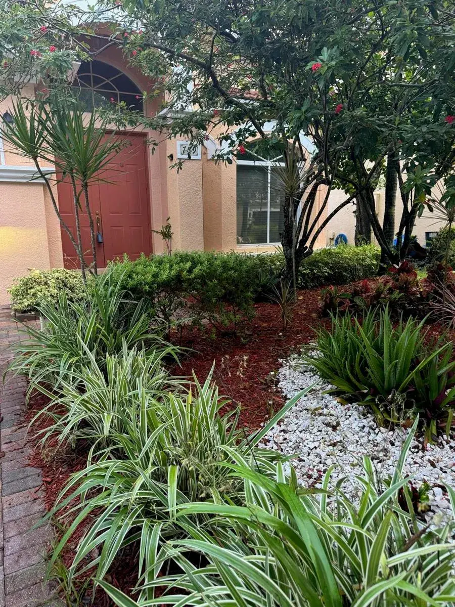 759 Gazetta Way, West Palm Beach FL 33413