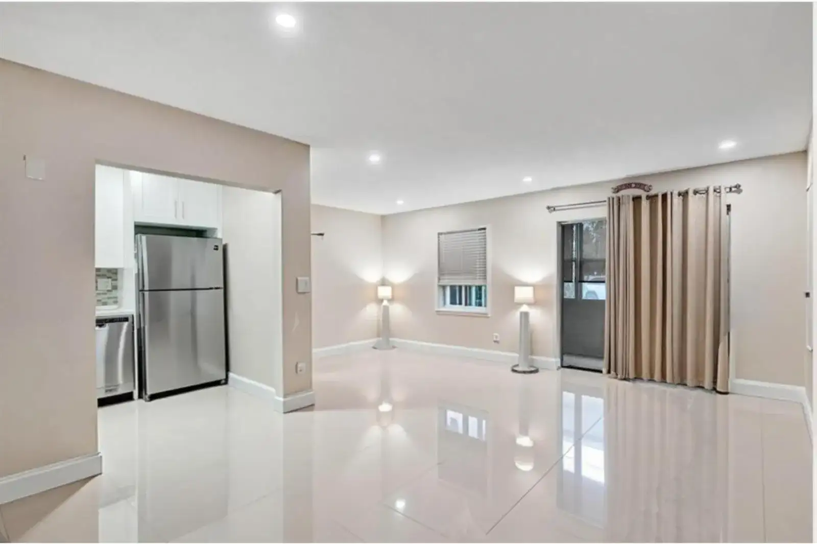 4980 E Sabal Palm Boulevard E # 124, Tamarac FL 33319 photo 4