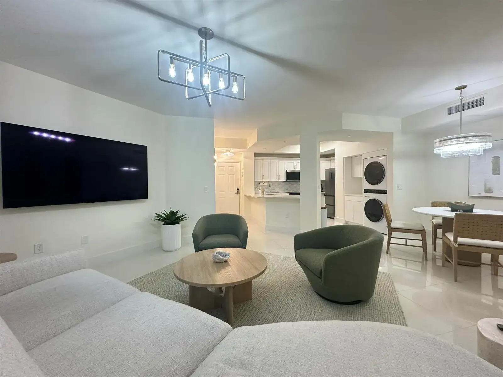 630 S Sapodilla Avenue # 110, West Palm Beach FL 33401 photo 2
