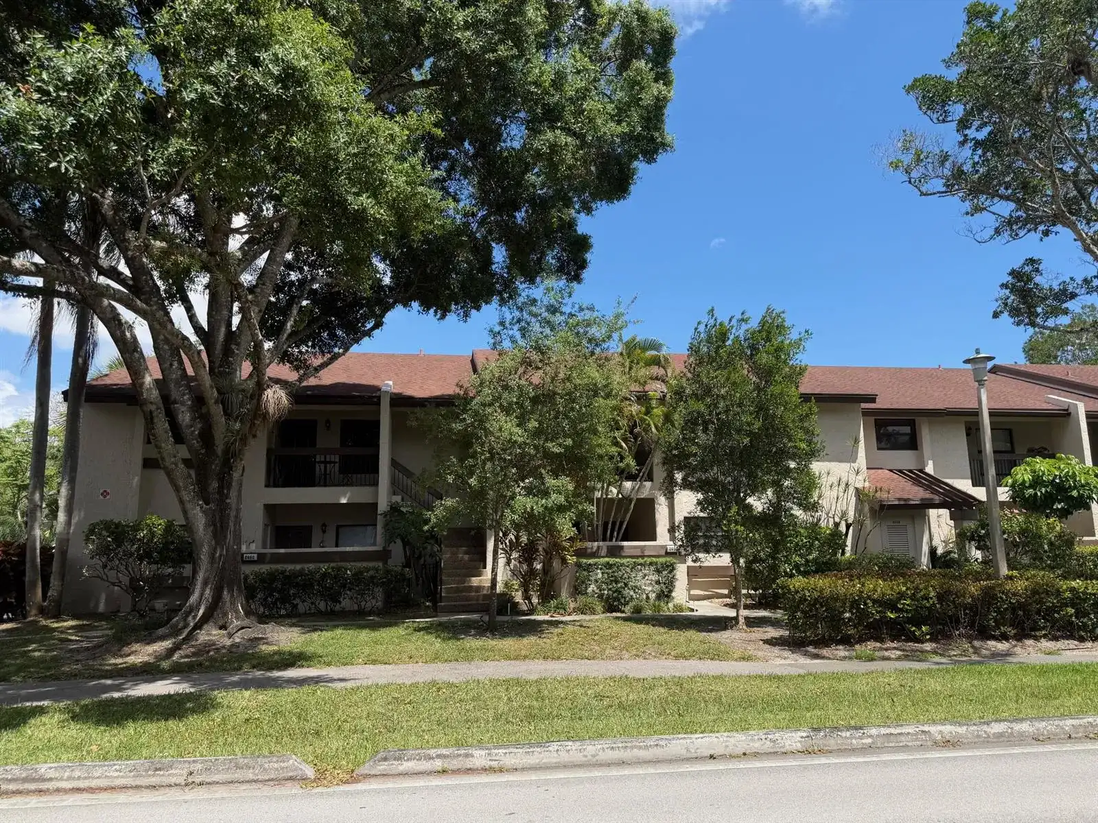 2664 NW 42nd Avenue, Coconut Creek FL 33066