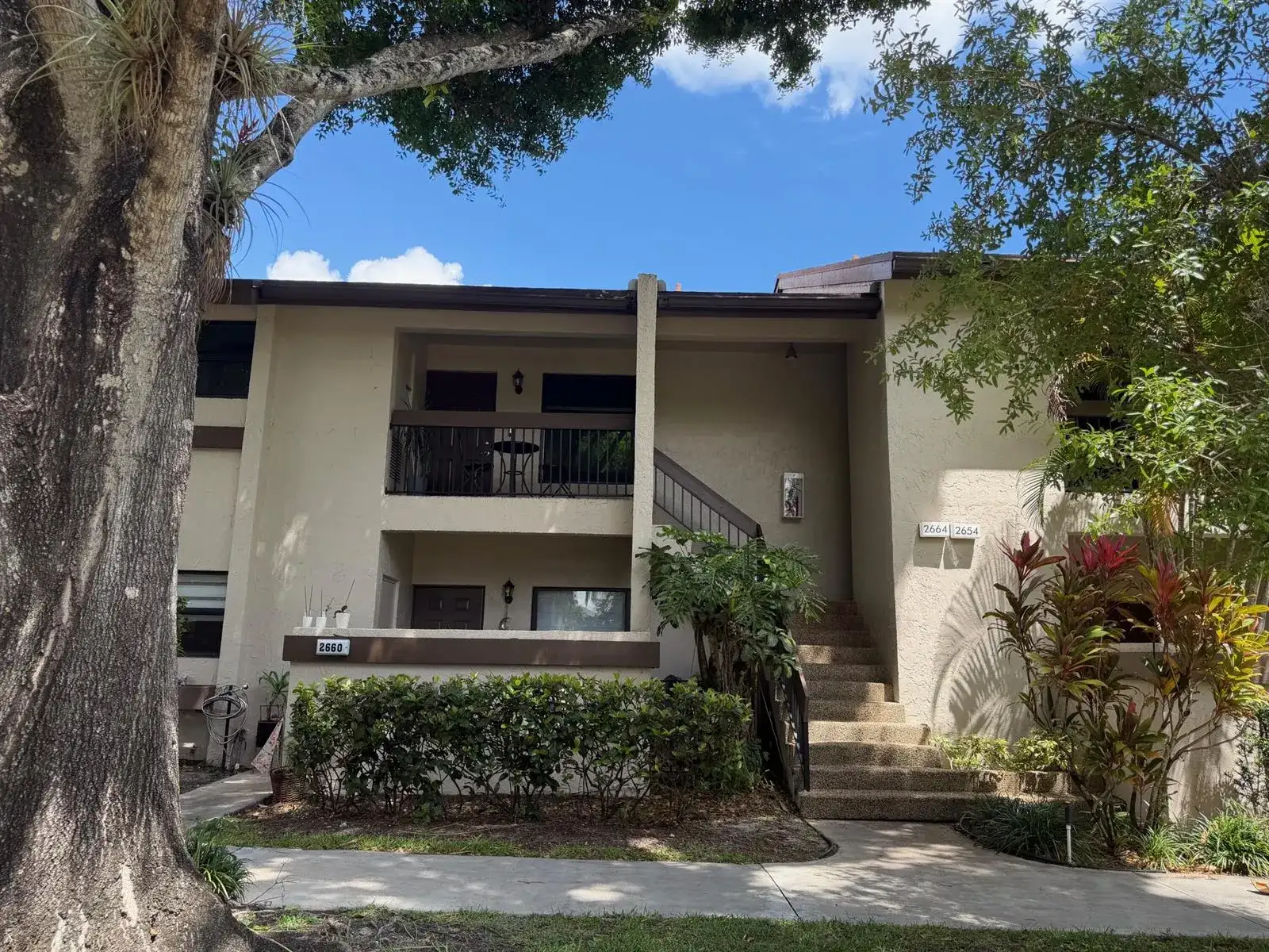 2664 NW 42nd Avenue, Coconut Creek FL 33066 photo 2
