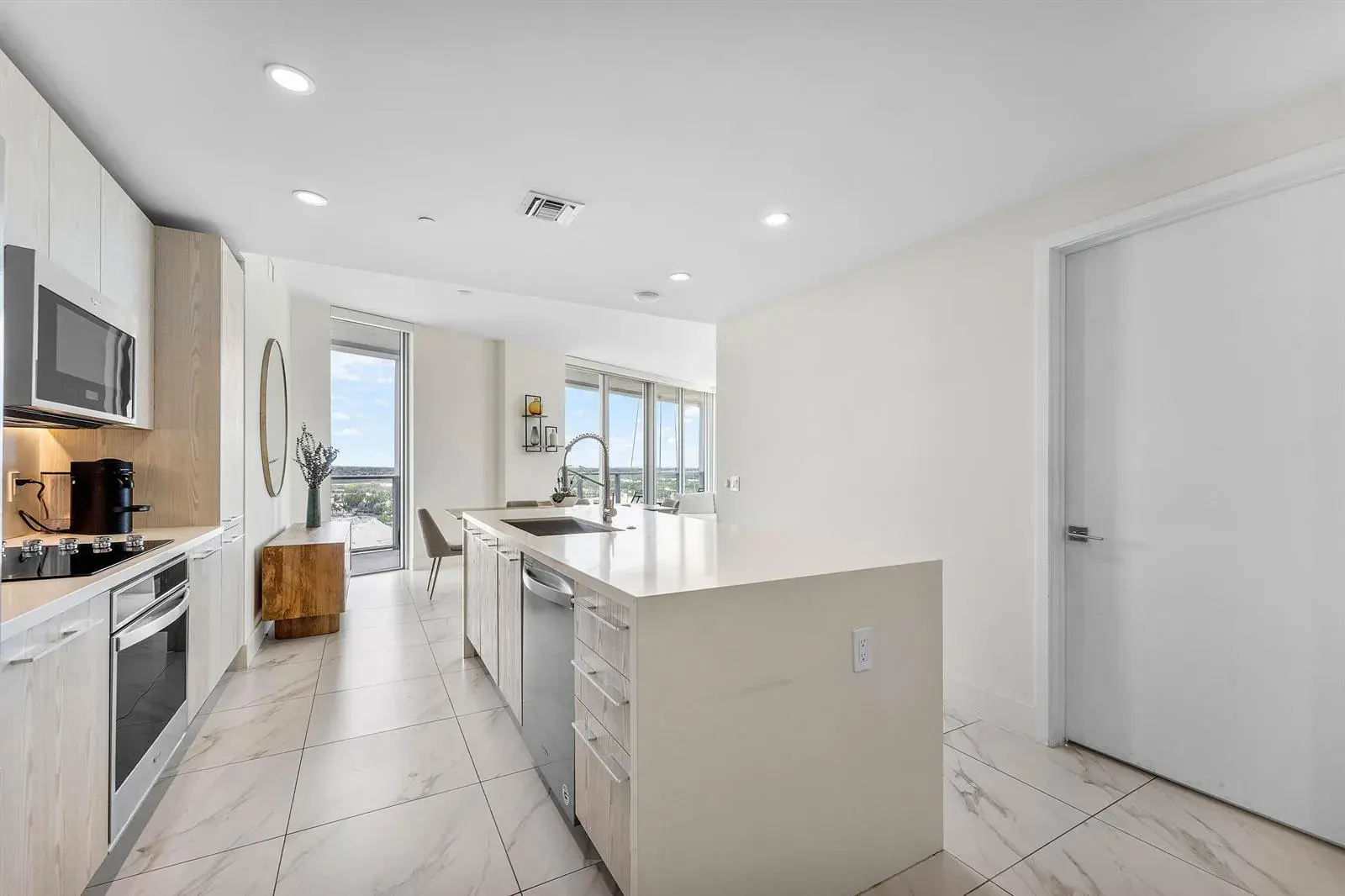 2000 Metropica Way # 1509, Sunrise FL 33323