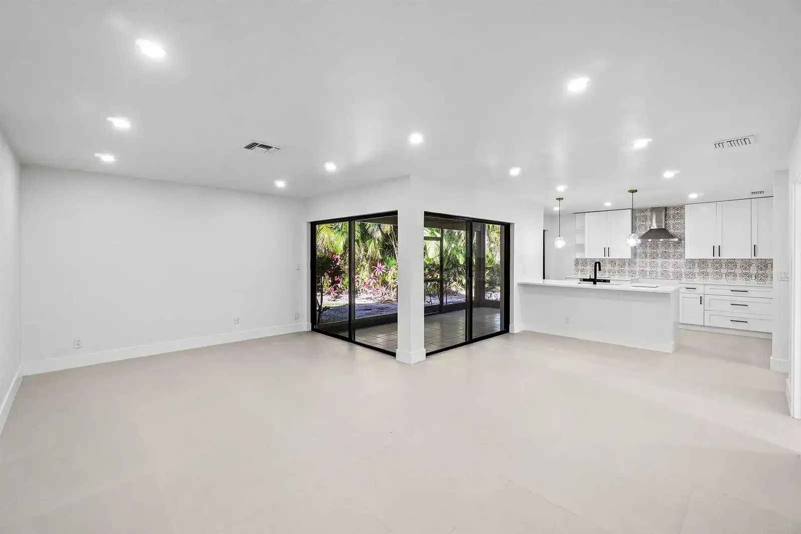 5944 Forest Grove Drive # 3, Boynton Beach FL 33437 photo 4