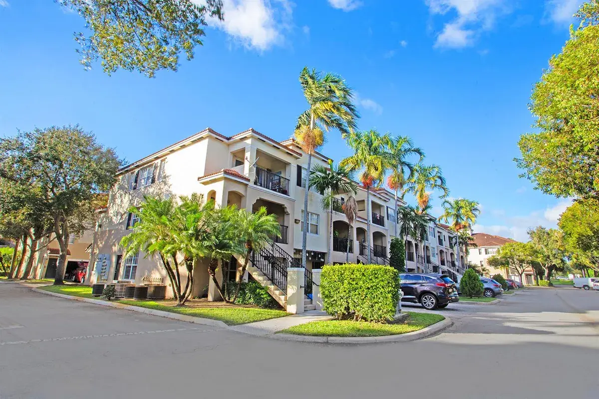 5860 W Sample Road # 204, Coral Springs FL 33063