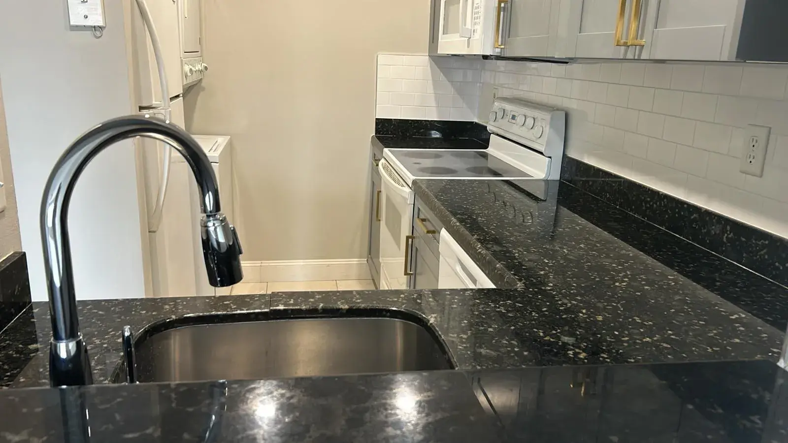 3662 N University Drive # 7, Coral Springs FL 33065