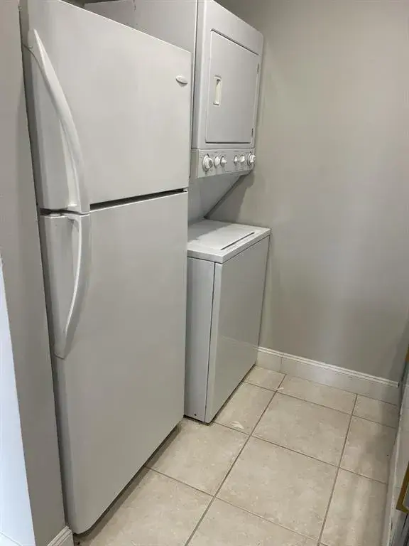 3662 N University Drive # 7, Coral Springs FL 33065