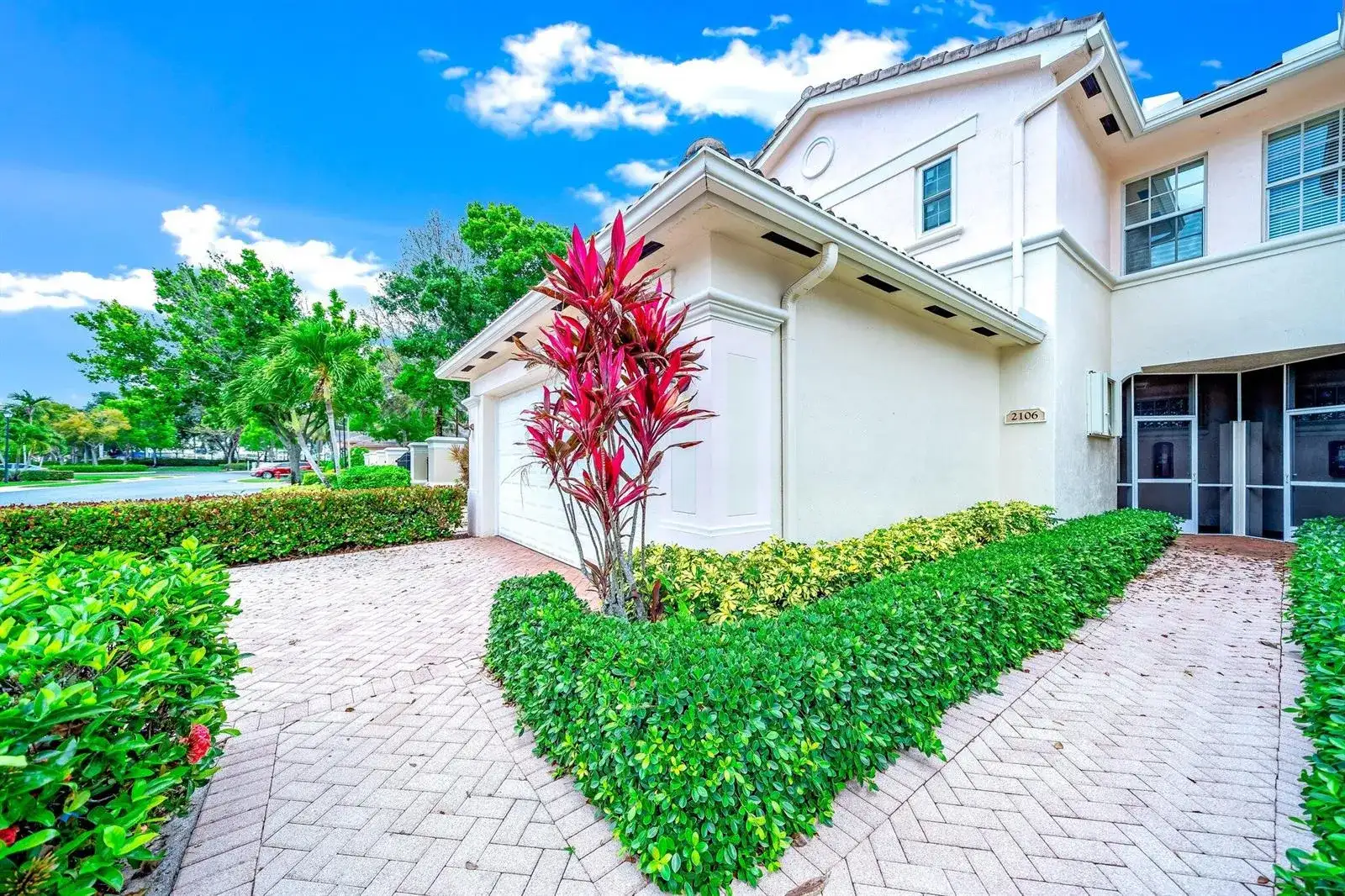 2106 Wingate Bend, Wellington FL 33414 photo 4