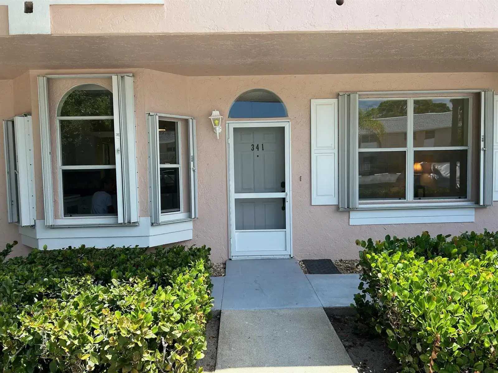 18081 SE Country Club Drive Apt 341, Jupiter FL 33469 photo 2