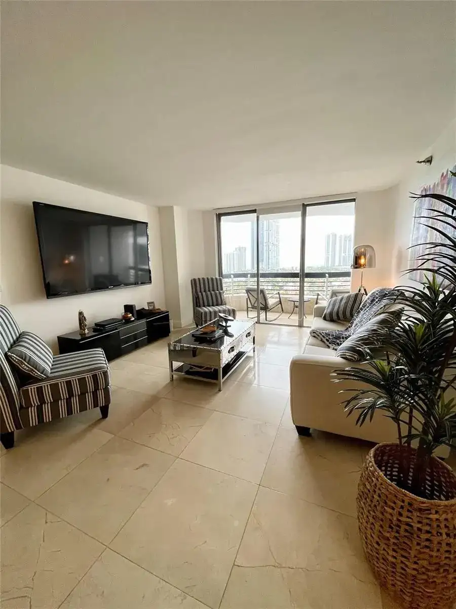 19101 NE 36th Place # 1709, Aventura FL 33180 photo 5