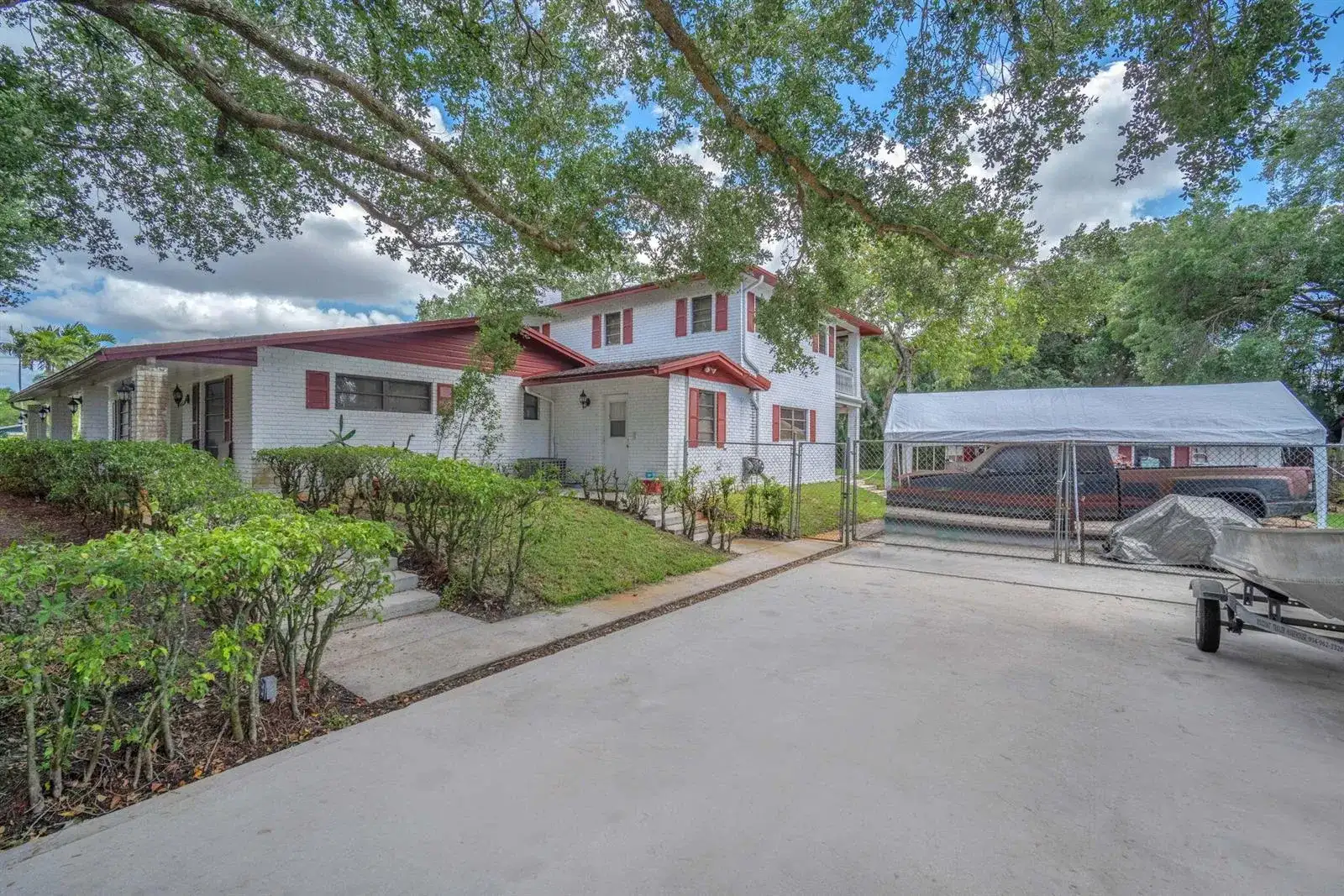 13930 SW 36th Court, Davie FL 33330 photo 2