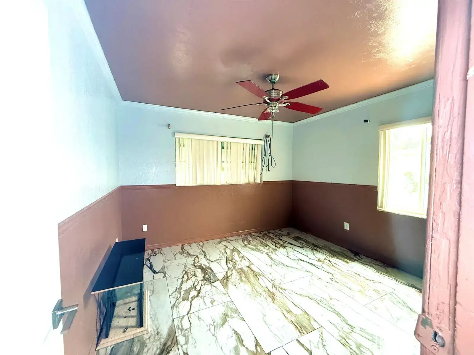 14725 NE 8th Avenue, Miami FL 33161 photo 2