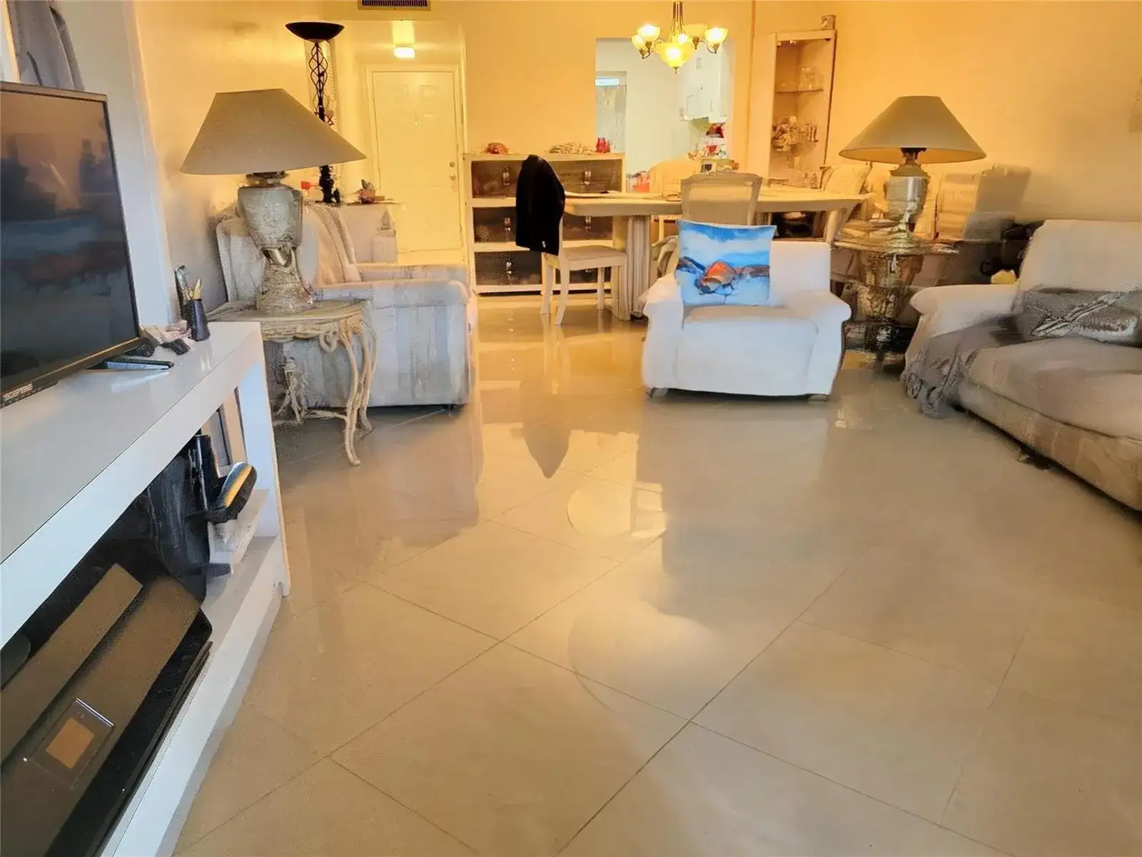 5945 Del Lago Circle, Sunrise FL 33313 photo 4