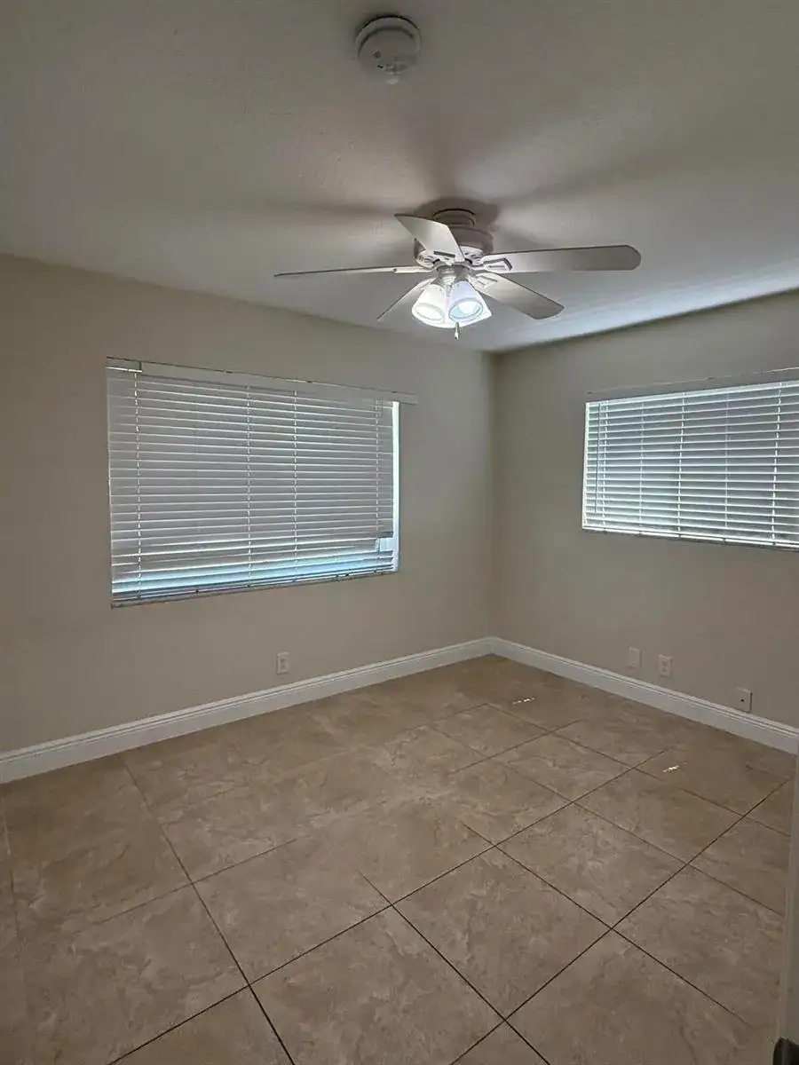 7302 NW 57th Court, Tamarac FL 33321 photo 5